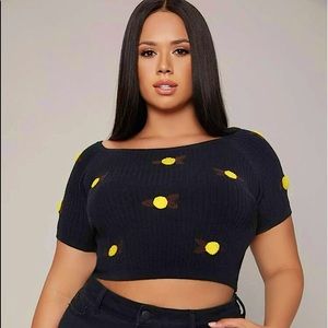 Women’s Black Yellow Floral Flower Crop Top Tee Shirt Size 1XL